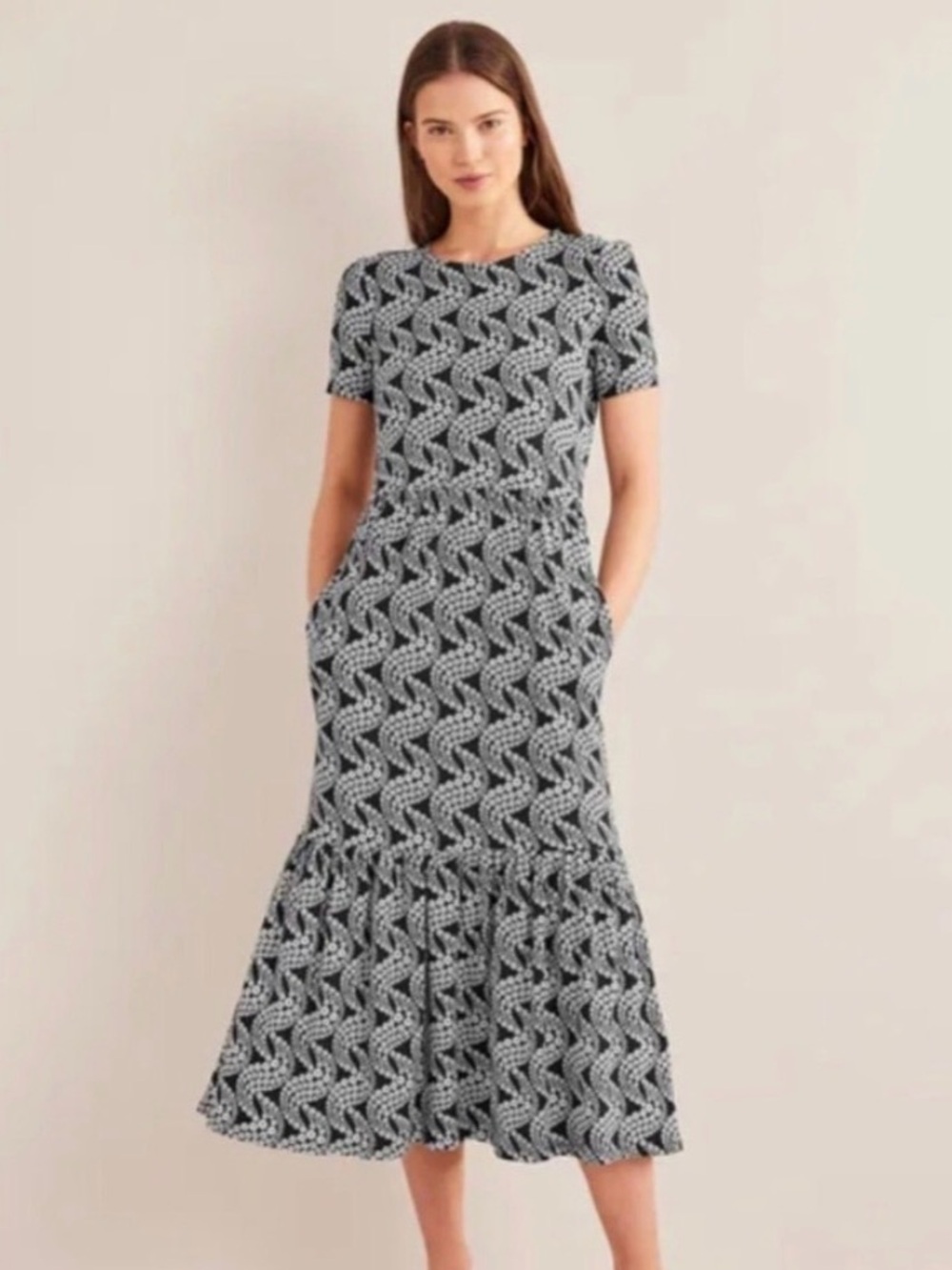 Boden Emma Black & White Floral Tiered Midi Dress 4R EUC